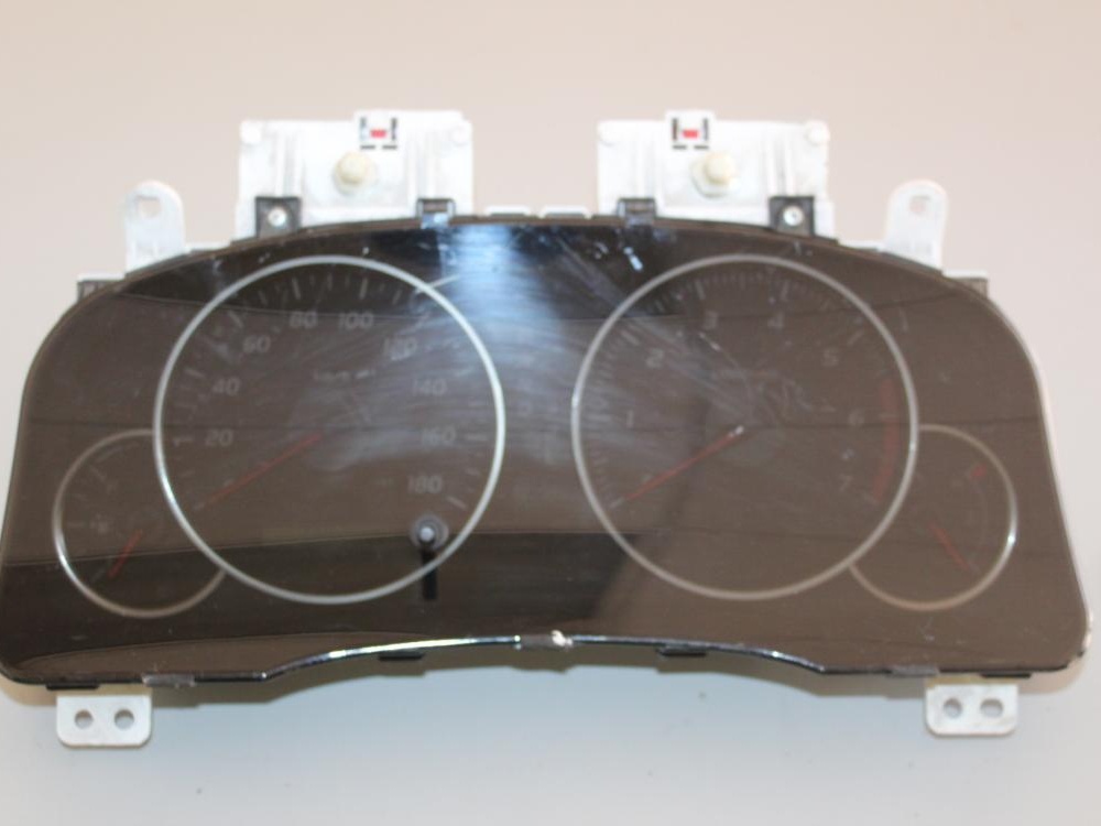 TOYOTA JDM LAND CRUISER PRADO OEM SPEEDOMETER CLUSTER 180KM/H: Image 1