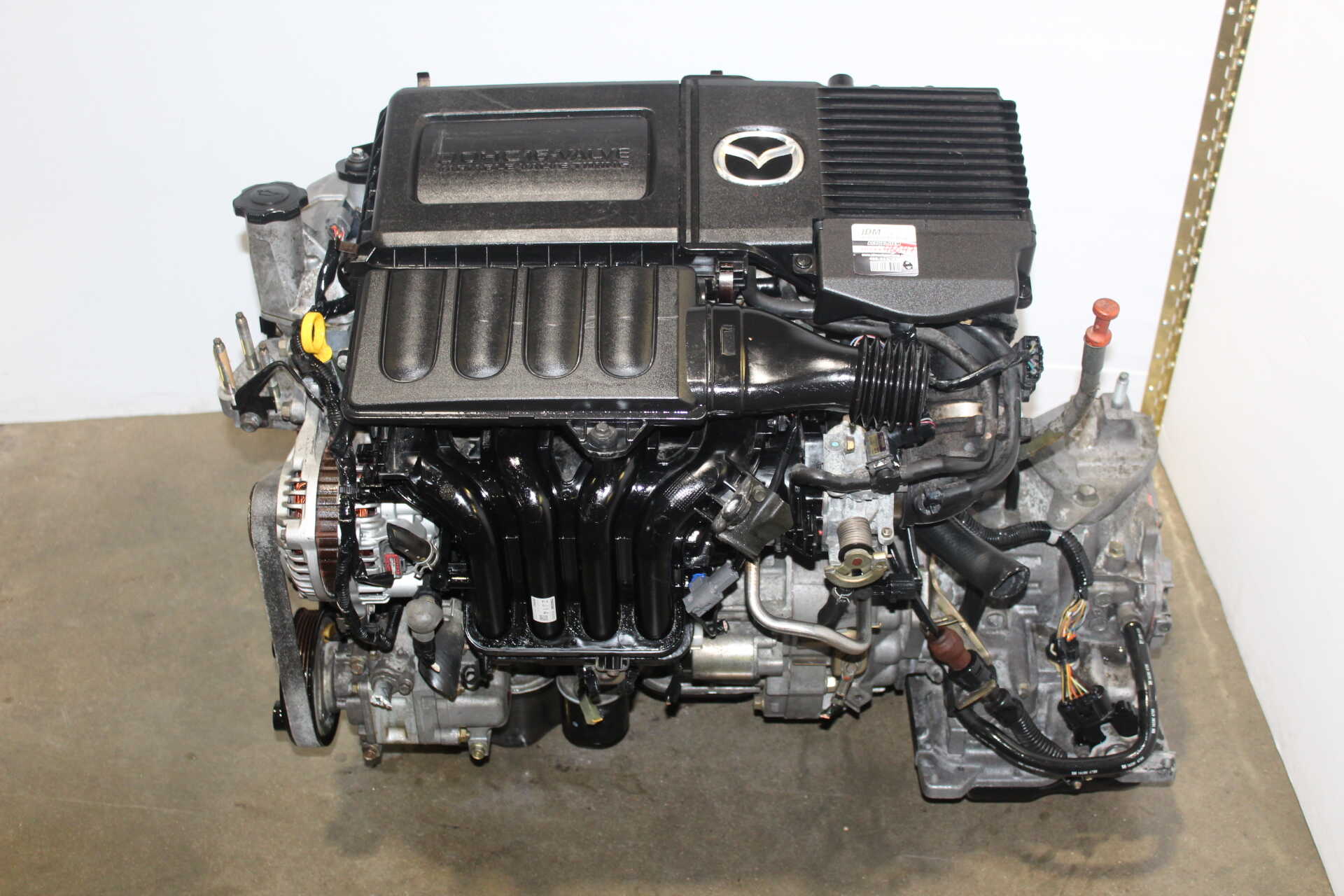 JDM MAZD 1.6L MOTOR AND AUTOMATIC TRANSMISSION: Image 1
