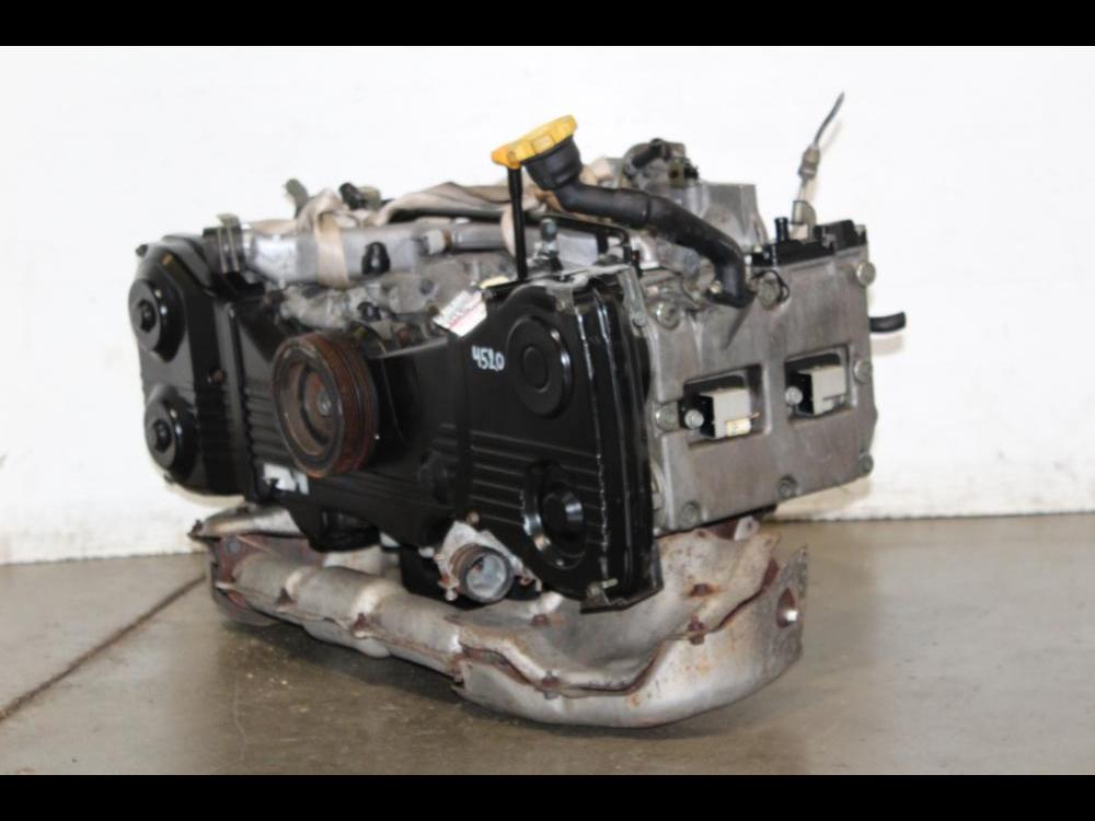 2002-2005 JDM SUBARU WRX EJ20 2.0L DOHC TURBO MOTOR: Image 1